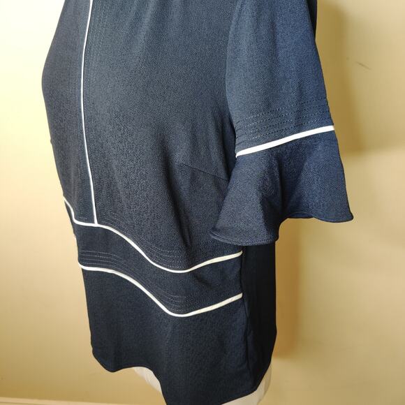 Banana Republic Navy Top Short Flared Sleeve Stretch - Picture 4 of 6